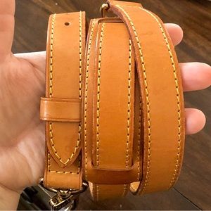 LOUIS VUITTON Replacement Vachetta Leather Shoulder Strap with LV Clasps and Pad